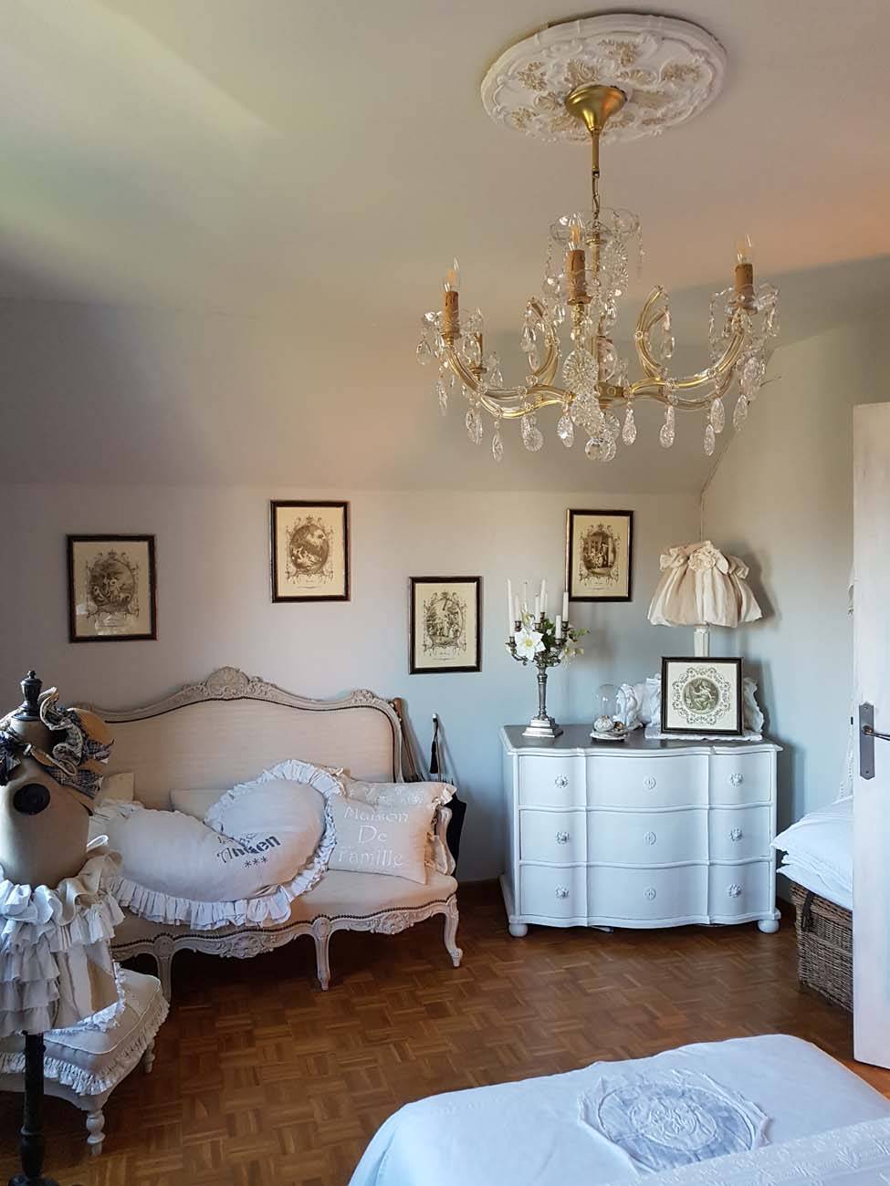 pose-lustre-marie-thérèse-